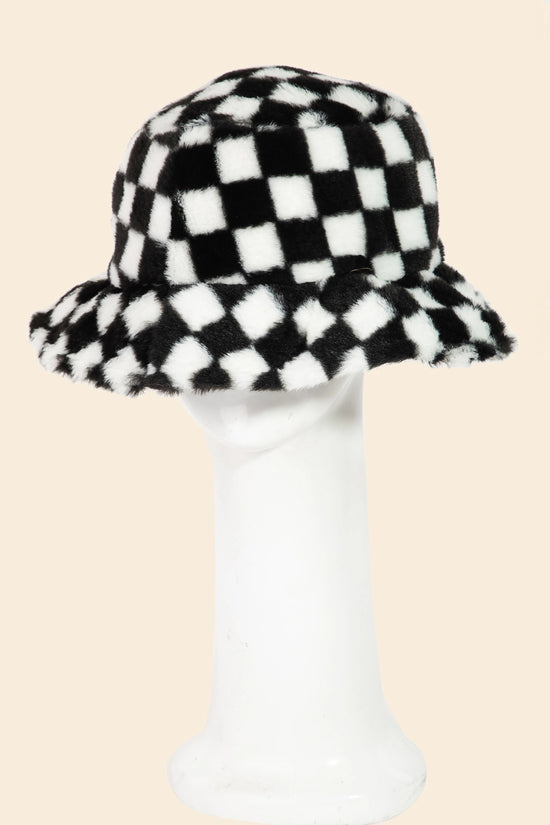 Fuzzy Checker Print Bucket Hat